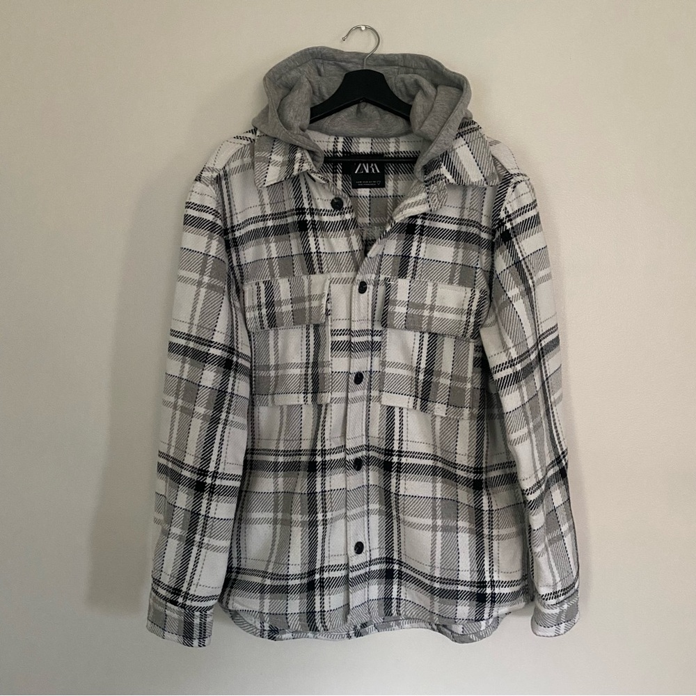 Zara Gray & Black Striped Men’s Jacket with Hoodie – Medium